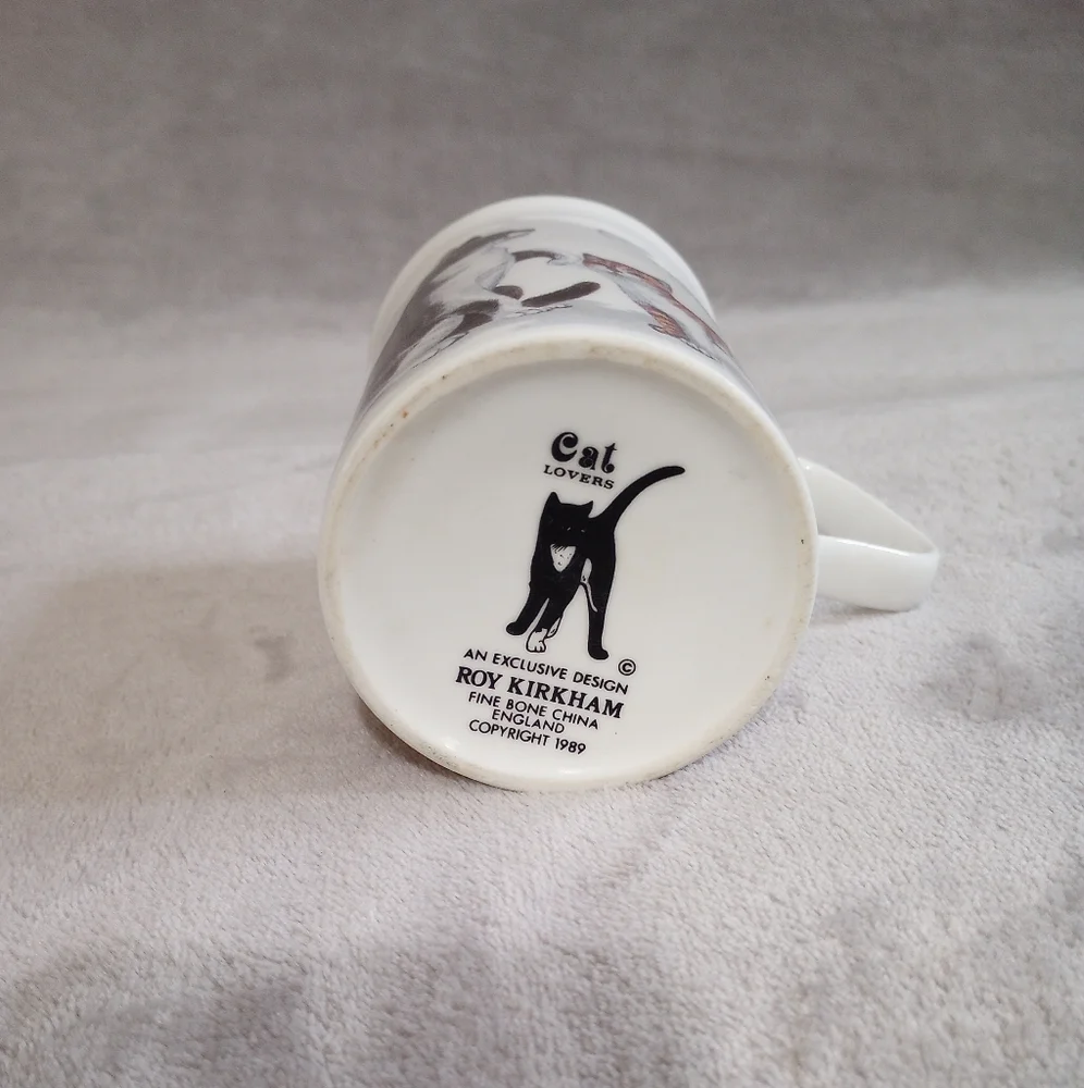 Vintage 1989 Roy Kirkham England Bone China Cat Lovers Mug Cup